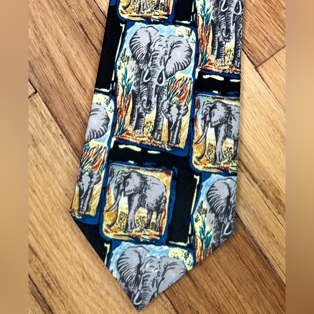 Vintage One Of A Kind Into Africa Handmade Necktie Tie Elephant Safari 100% Silk